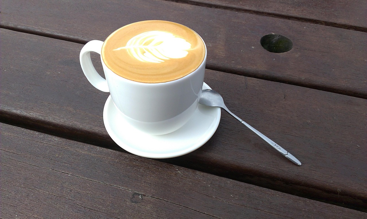 Shalem Café Slide 3